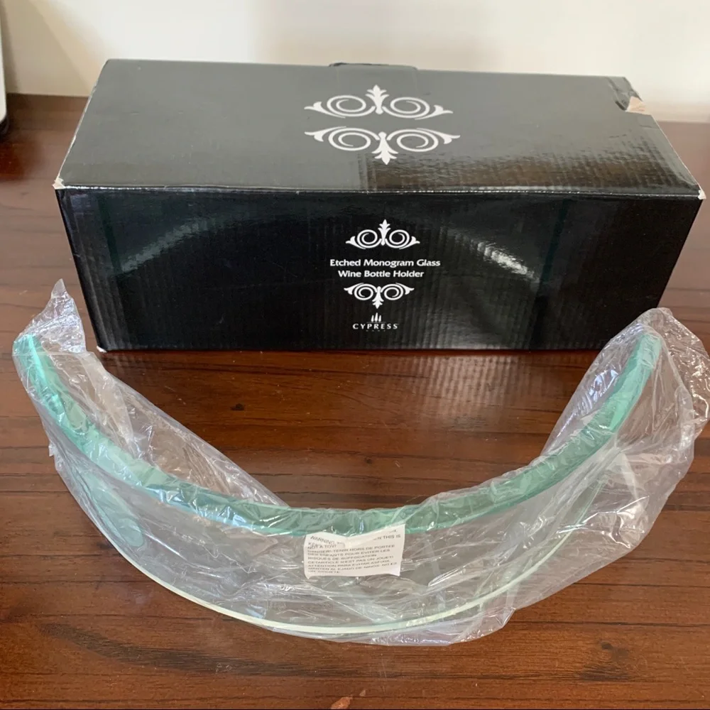 Glass arched Wine bottle stand with etched letter L